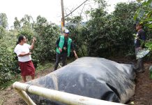 Con biodigestores, productores huilenses conservan la Serranía de Peñas Blancas