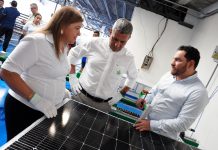 Huila pone en marcha su primera fábrica didáctica de paneles solares